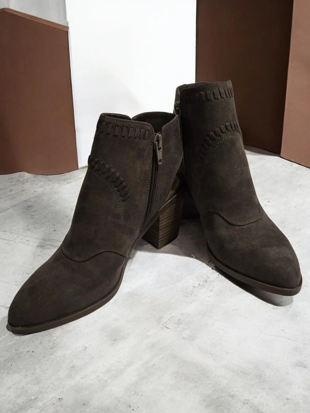 Women's Cut Out Ankle Boots in Mushroom By Sonoma Size 7 1_2 EUC!!